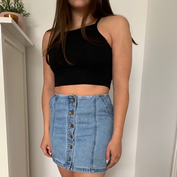 Aritzia black tank top - Picture 1 of 1